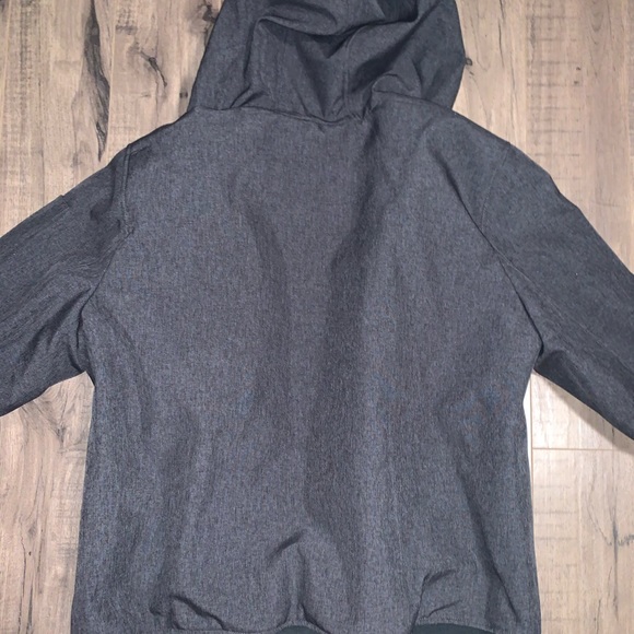 Rare (new) Tommy Hilfiger Coat - Picture 4 of 4